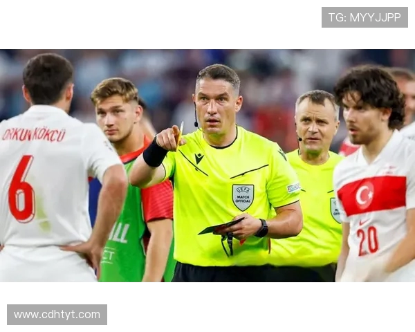 黄牌背后的心理战：球员如何应对裁判判罚？