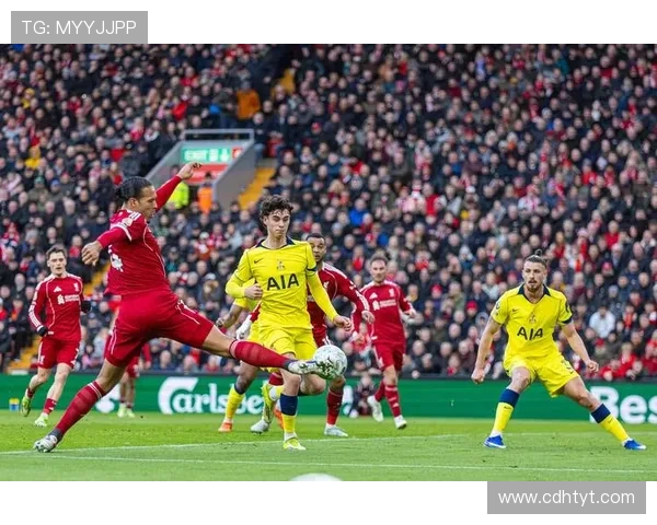 热刺与森林新帅图多尔和佩雷拉英超开局不佳三战皆平未尝胜绩